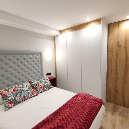 Ferienwohnung Oviedo Centro Santa Clara Piso De Lujo Exterior foto