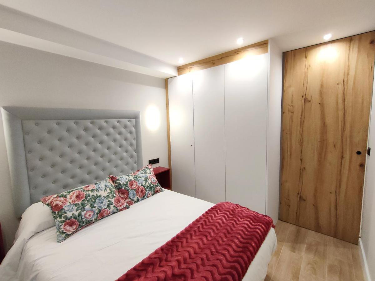 Ferienwohnung Oviedo Centro Santa Clara Piso De Lujo Exterior foto